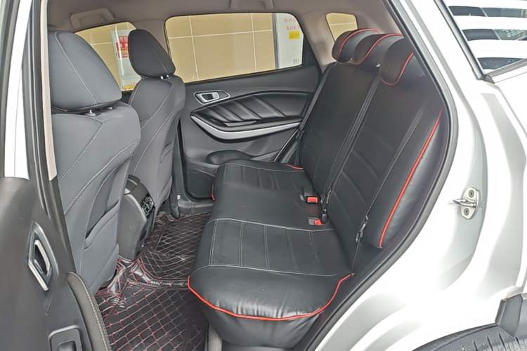 Used Chery Tiggo 7 2018 FLY Model 1.5T Manual Enjoyment Version China VI Standard Left Rear Seat