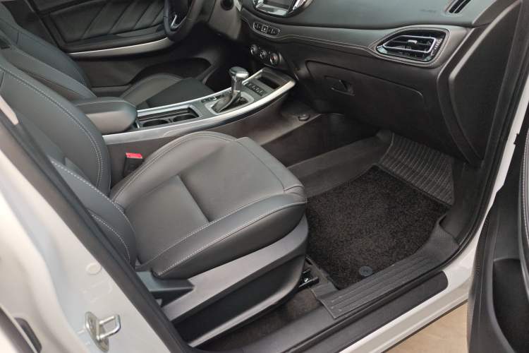Used Chery Tiggo 7 2018 FLY Model 1.5T Automatic Jingxiang Edition China VI Standard Right Front Seat