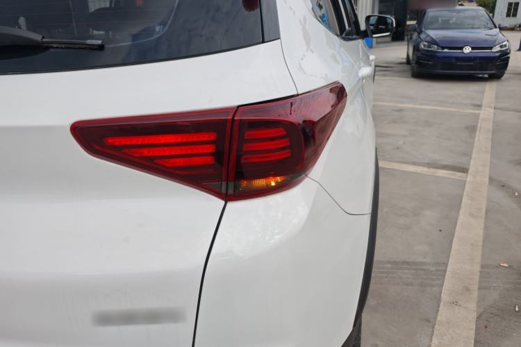 Used Chery Tiggo 7 2018 FLY Model 1.5T Automatic Jingxiang Edition China VI Standard Right Rear Taillight