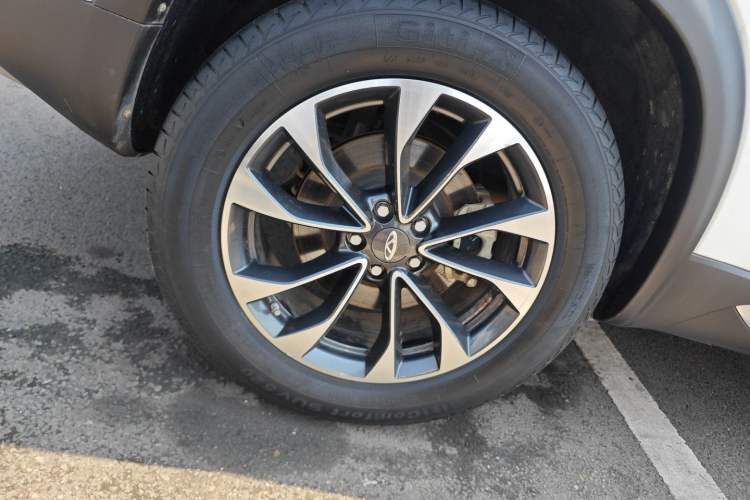 Used Chery Tiggo 7 2018 FLY Model 1.5T Automatic Enjoyment Edition China V Standard Right Rear Wheel Hub