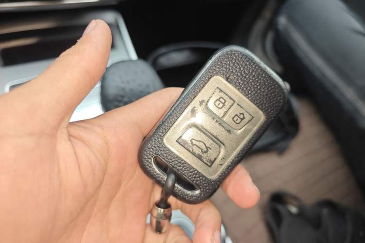 Used Chery Tiggo 7 2018 FLY Model 1.5T Manual Jingxiang Edition China V Standard Vehicle Key
