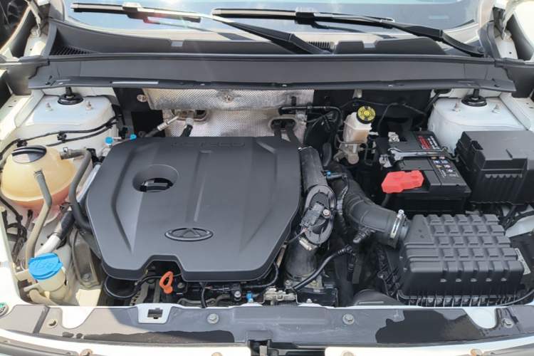 Used Chery Tiggo 7 2019 7i 1.5T Automatic Smart Edition China VI Standard Engine Bay