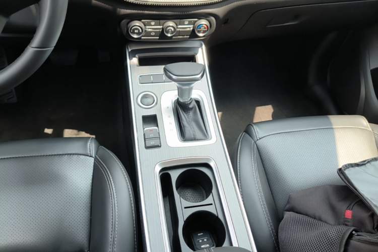 Used Chery Tiggo 7 2019 7i 1.5T Automatic Smart Edition China VI Standard Gear Lever