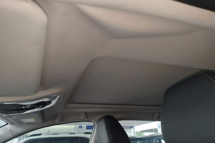 Used Chery Tiggo 7 2019 7i 1.5T Automatic Smart Edition China VI Standard Headliner