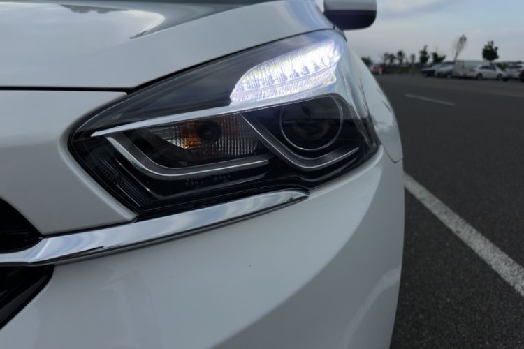 Used Chery Tiggo 7 2019 7i 1.5T Automatic Smart Edition China VI Standard Left Front Headlight