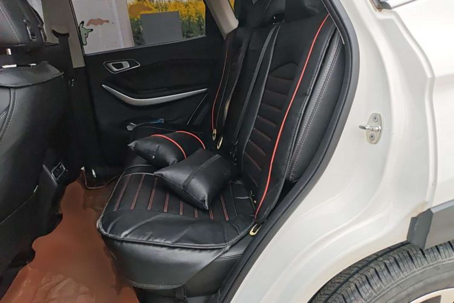 Used Chery Tiggo 7 2019 7i 1.5T Automatic Smart Edition China VI Standard Left Rear Seat