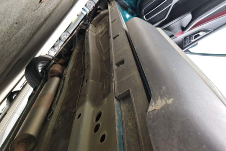 Used Chery Tiggo 7 2020 1.5T Manual Luxury Version Left Side Sill