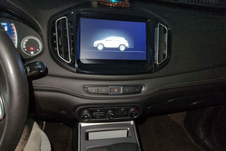 Used Chery Tiggo 7 2020 FLY Model 1.5T DCT Business Exclusive Version Audio And AC Panel