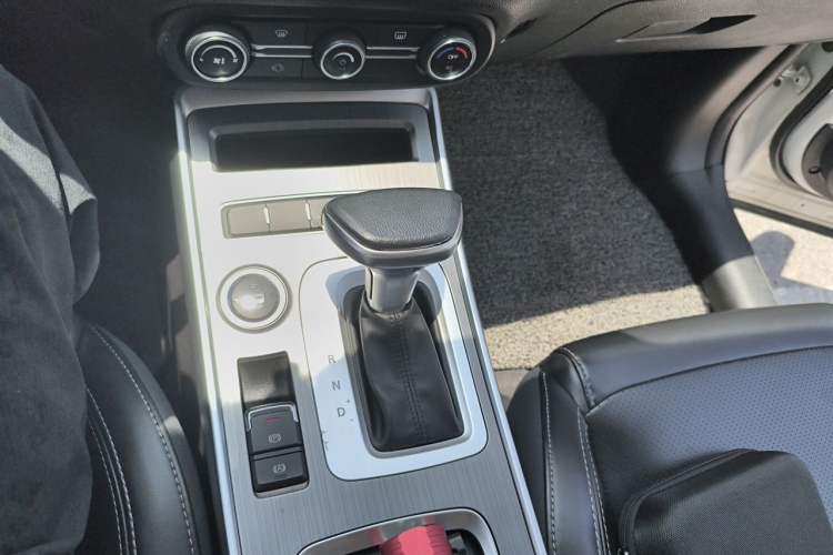 Used Chery Tiggo 7 2020 7i 1.5T Automatic Smart Luxury Edition Gear Lever