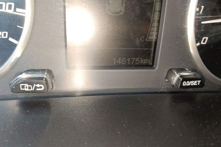Used Chery Tiggo 7 2020 1.5T Manual Comfort Model Odometer Close Up