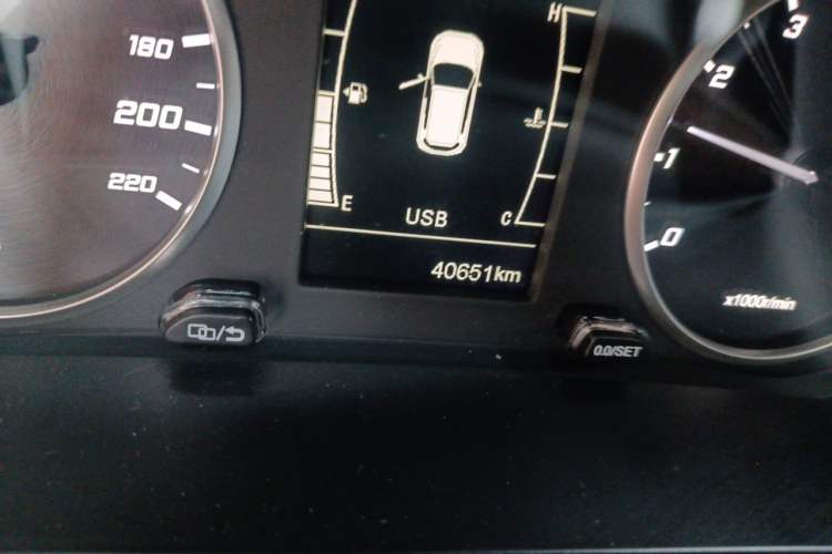 Used Chery Tiggo 7 2020 1.5T Manual Elite Model Odometer Close Up