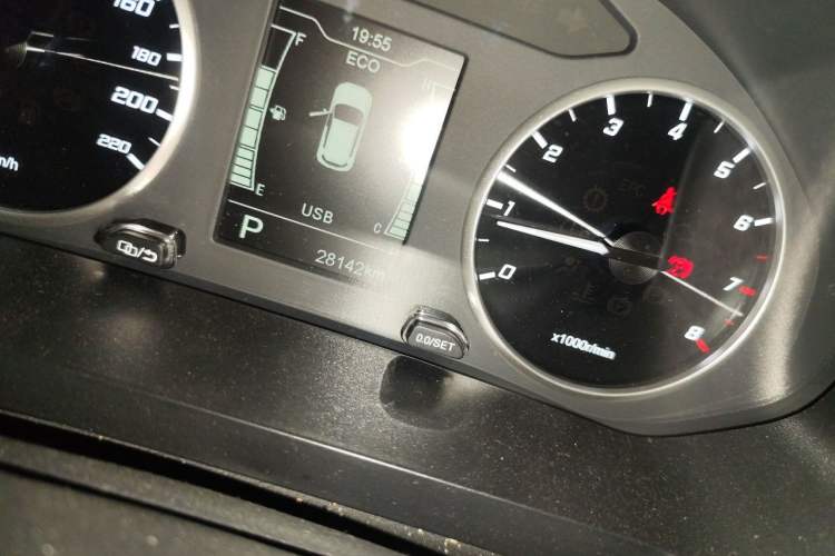 Used Chery Tiggo 7 2020 Discovery Edition 1.5T CVT Discovery No.1 Odometer Close Up