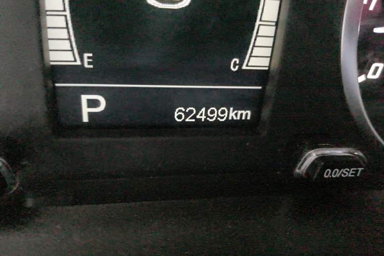 Used Chery Tiggo 7 2020 1.5T CVT Elite Model Odometer Close Up