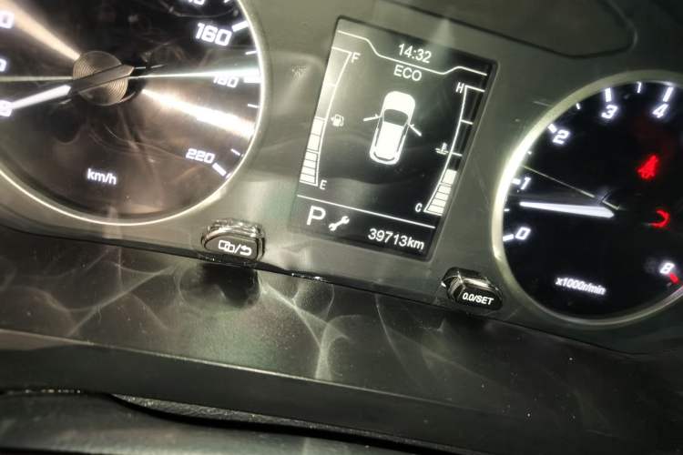 Used Chery Tiggo 7 2020 Discovery Edition 1.5T CVT Discovery No.1 Odometer Close Up