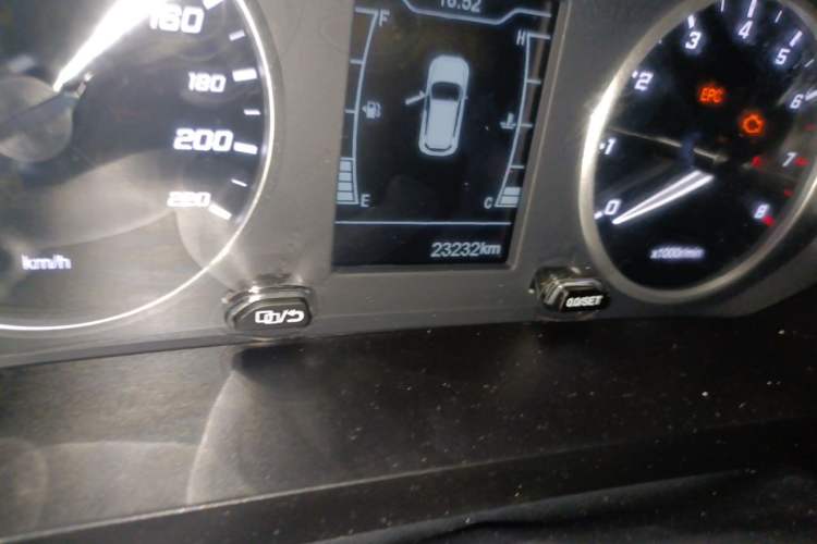 Used Chery Tiggo 7 2020 1.5T Manual Elite Model Odometer Close Up