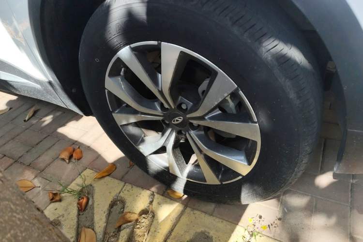 Used Chery Tiggo 7 2020 Discovery Edition 1.6T DCT Discovery No. 6 Right Front Wheel Hub