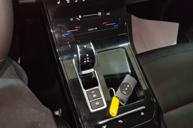 Used Chery Tiggo 7 2021 Super Edition 1.6T DCT Super Hero Gear Lever