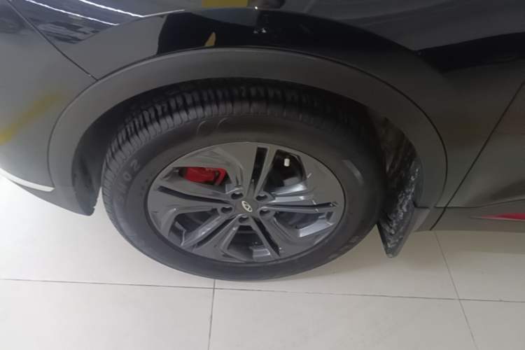 Used Chery Tiggo 7 2022 Super Edition 1.5T CVT Super Warrior Left Front Wheel Hub