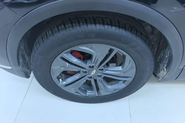 Used Chery Tiggo 7 2022 Super Edition 1.5T CVT Super Warrior Left Front Wheel Hub