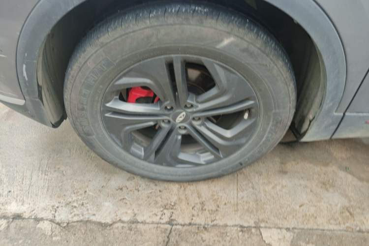 Used Chery Tiggo 7 2022 Super Edition 1.5T CVT Super Warrior Left Front Wheel Hub