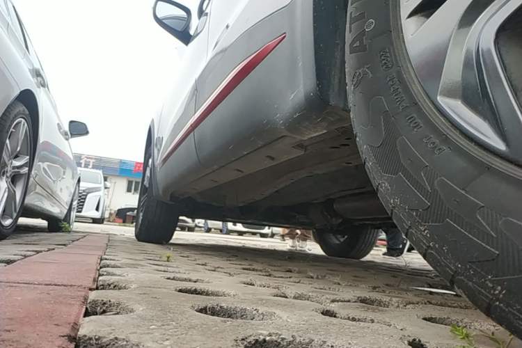Used Chery Tiggo 7 2022 Super Edition 1.6T DCT Super Warrior+ Left Side Sill