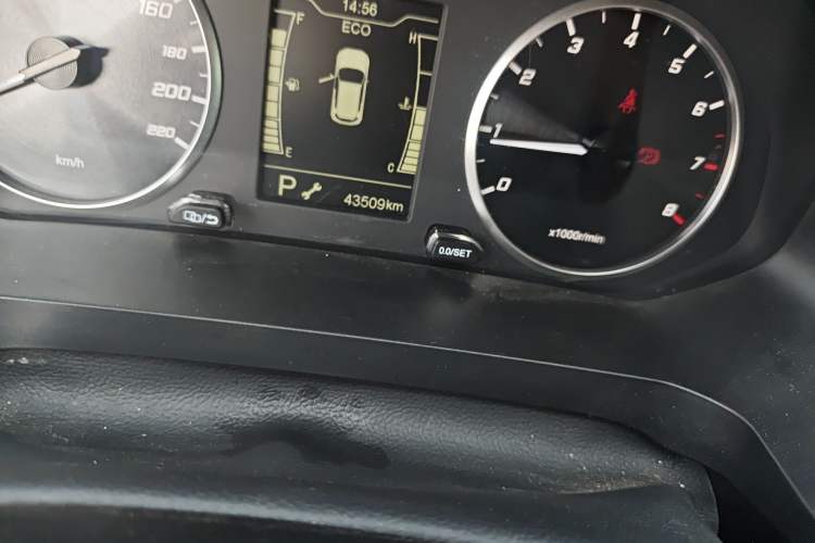 Used Chery Tiggo 7 2022 Super Edition 1.5T CVT Super Warrior Odometer Close Up