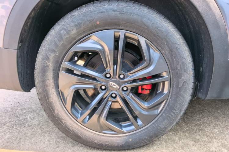 Used Chery Tiggo 7 2022 Super Edition 1.5T CVT Super Warrior Right Rear Wheel Hub