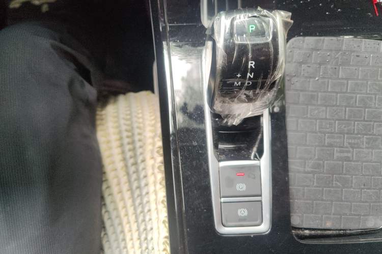 Used Chery Tiggo 7 2022 Super Edition 1.5T CVT Super Hero Gear Lever