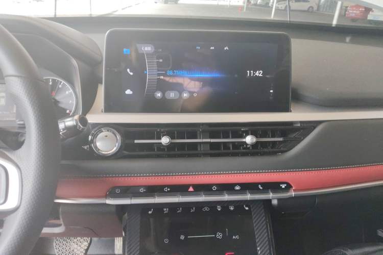 Used Chery Tiggo 7 2022 Supercharged Edition 1.5T CVT Super Warrior+ Audio And AC Panel