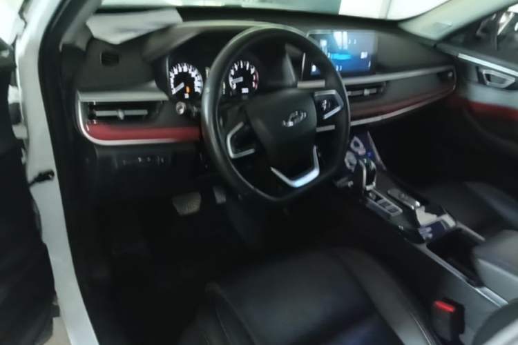 Used Chery Tiggo 7 2022 Super Edition 1.5T CVT Super Warrior Center Console