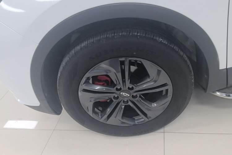 Used Chery Tiggo 7 2022 Super Edition 1.5T CVT Super Warrior Left Front Wheel Hub