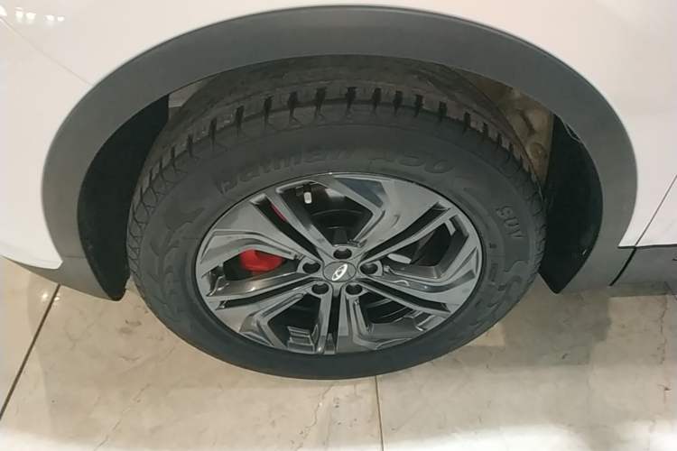 Used Chery Tiggo 7 2022 Super Edition 1.5T CVT Super Warrior Left Front Wheel Hub