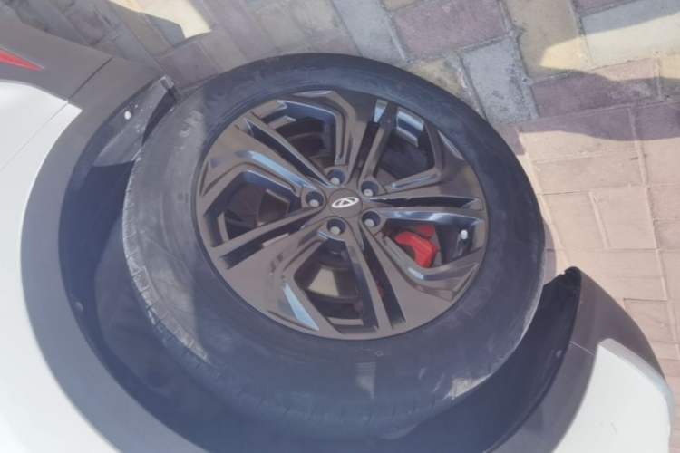 Used Chery Tiggo 7 2022 Super Edition 1.5T CVT Super Warrior Left Front Wheel Hub