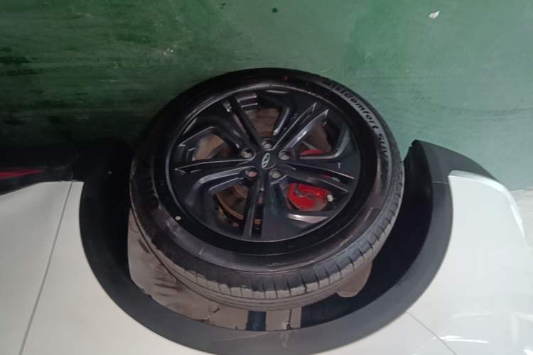 Used Chery Tiggo 7 2022 Super Edition 1.5T CVT Super Warrior Left Front Wheel Hub