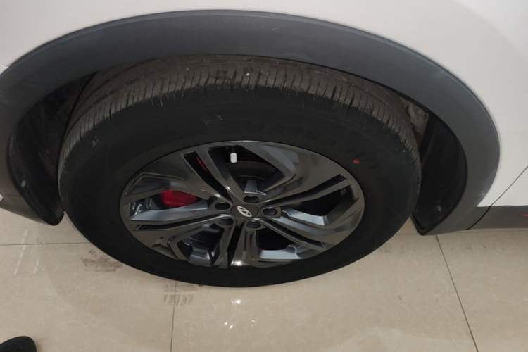 Used Chery Tiggo 7 2022 Super Edition 1.5T CVT Super Warrior Left Front Wheel Hub
