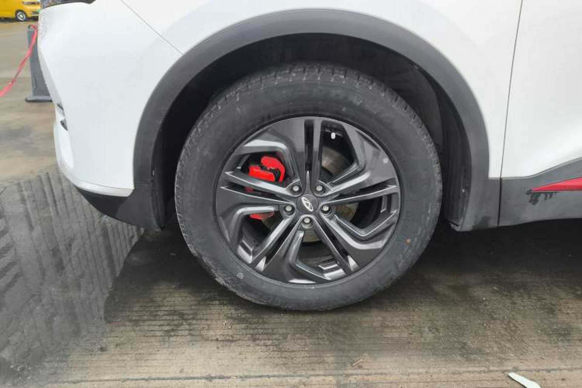 Used Chery Tiggo 7 2022 Super Edition 1.5T CVT Super Warrior Left Front Wheel Hub