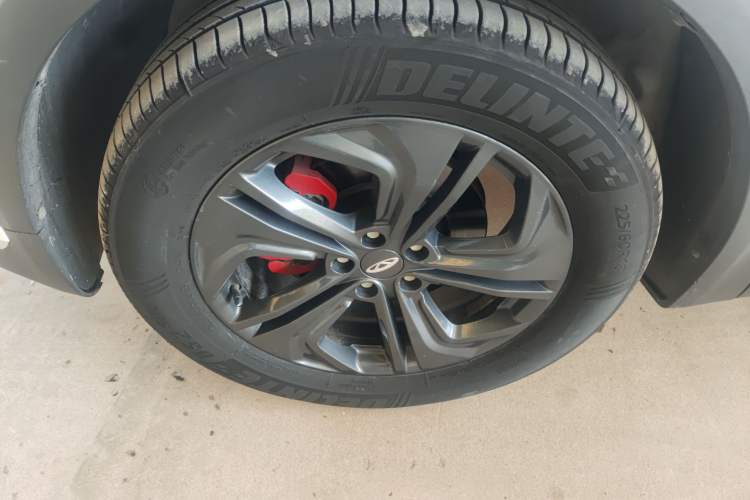 Used Chery Tiggo 7 2022 Supercharged Edition 1.6T DCT Super Warrior Left Front Wheel Hub