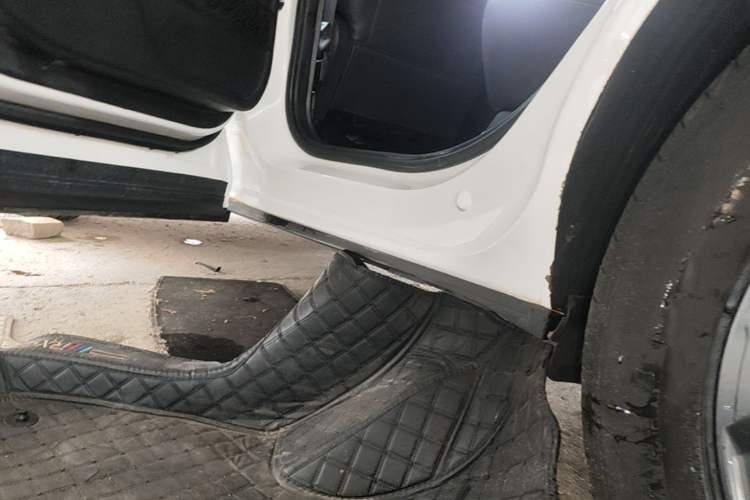 Used Chery Tiggo 7 2022 Super Edition 1.5T CVT Super Hero Left Side Sill