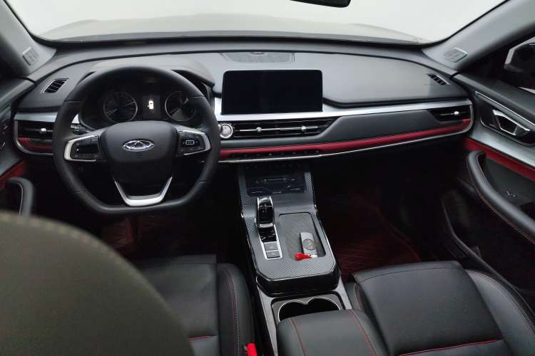 Used Chery Tiggo 7 2023 Supercharged Edition 1.5T CVT Super Warrior Center Console