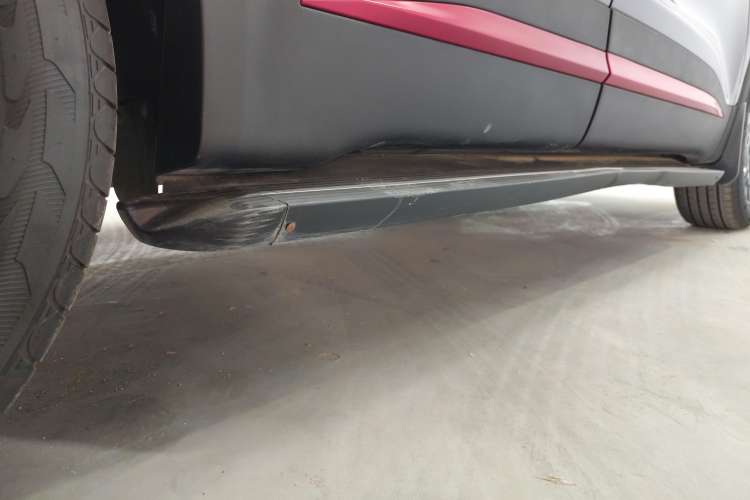 Used Chery Tiggo 7 2023 Supercharged Edition 1.5T CVT Super Warrior Right Side Sill