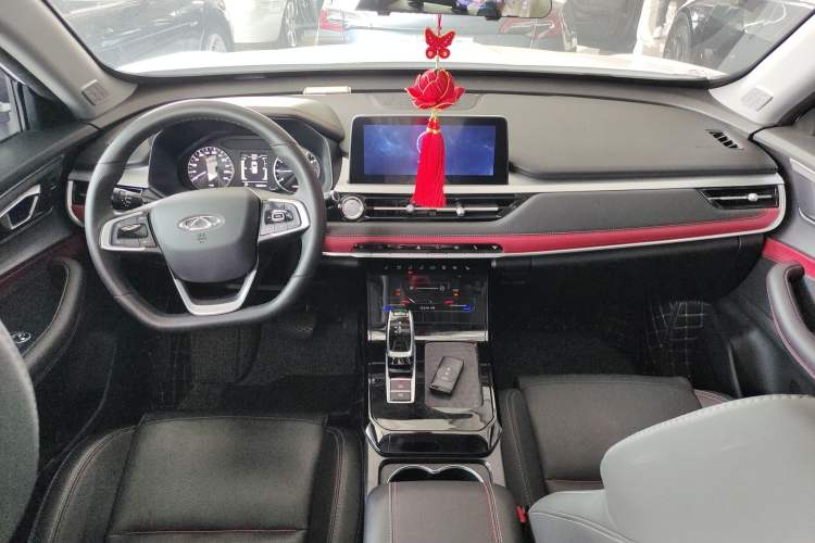 Used Chery Tiggo 7 2023 Supercharged Edition 1.5T CVT Super Warrior Center Console