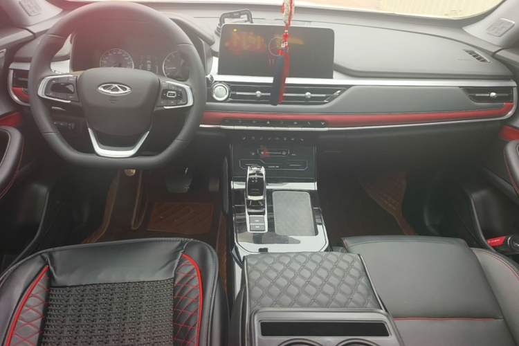 Used Chery Tiggo 7 2023 Supercharged Edition 1.5T CVT Super Warrior Center Console