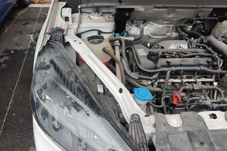 Used Chery Tiggo 7 2023 Supercharged Edition 1.5T Manual Supercharged Defender Engine Bay Right