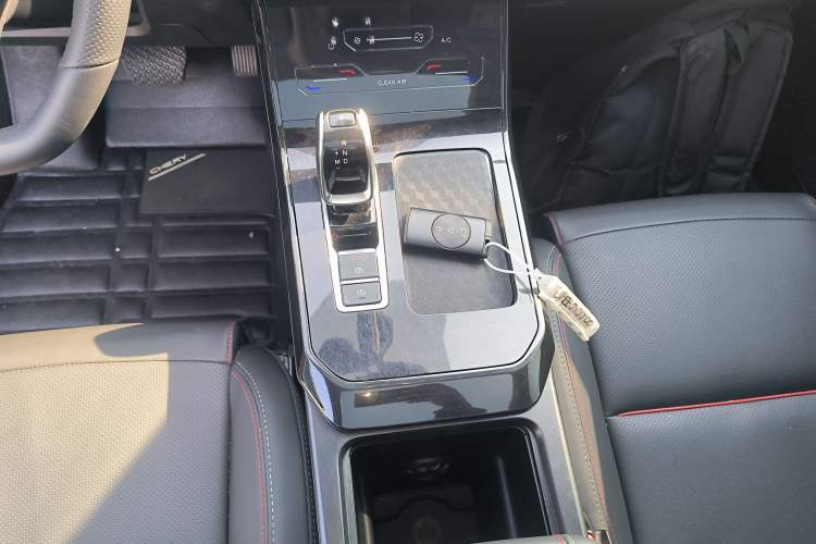 Used Chery Tiggo 7 2023 Supercharged Edition 1.5T CVT Super Warrior Gear Lever