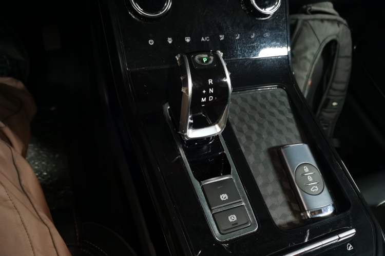 Used Chery Tiggo 7 2023 1.5T CVT New Dynamic Edition Gear Lever