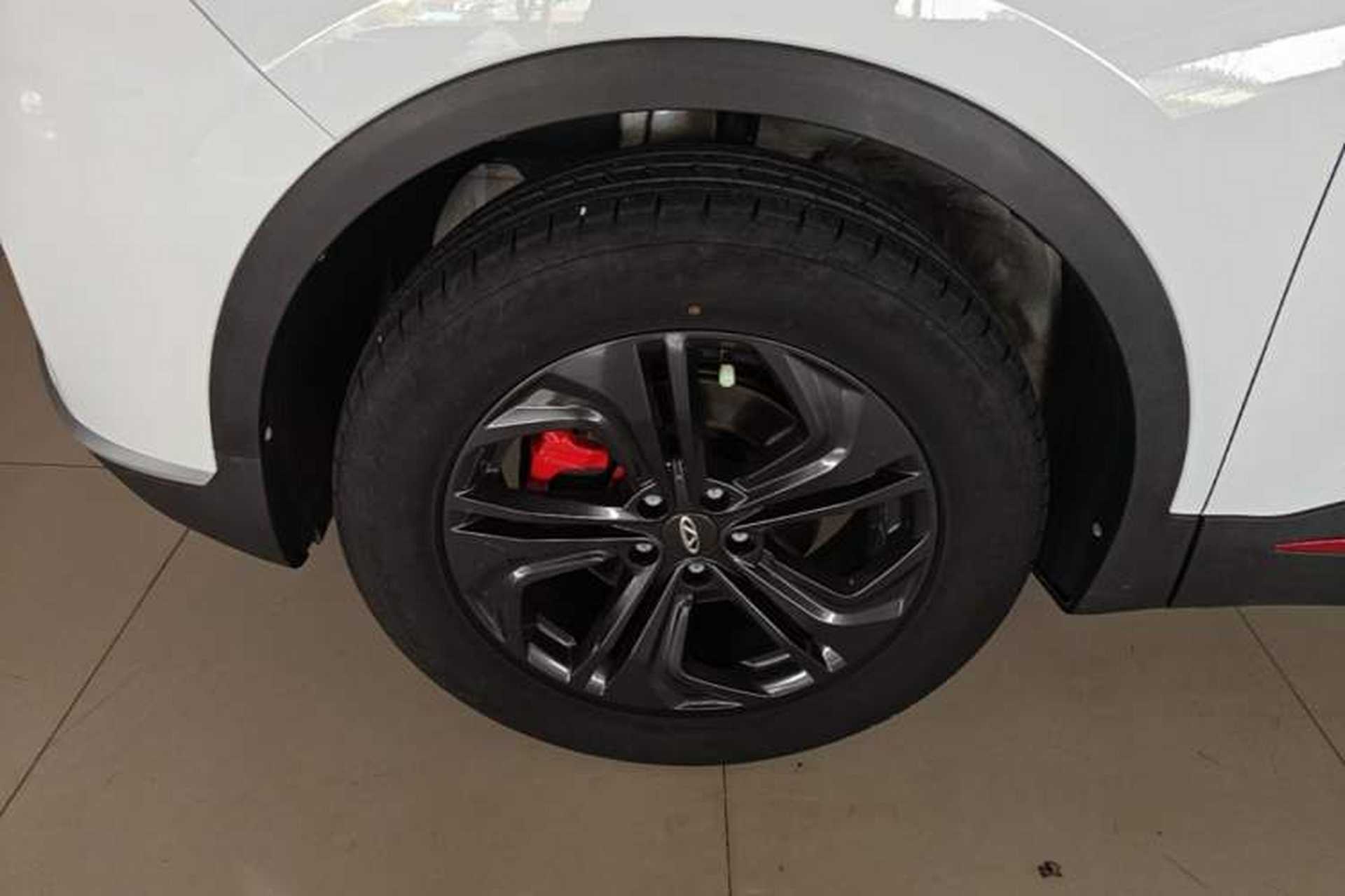 Used Chery Tiggo 7 2023 Supercharged Edition 1.5T CVT Super Warrior Left Front Wheel Hub