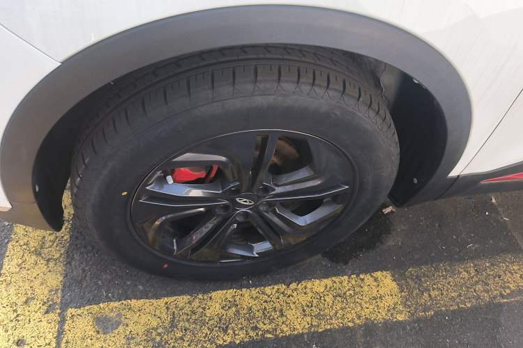 Used Chery Tiggo 7 2023 Supercharged Edition 1.5T CVT Super Warrior Left Front Wheel Hub