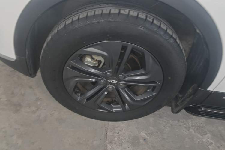 Used Chery Tiggo 7 2023 1.5T CVT New Dynamic Edition Left Front Wheel Hub