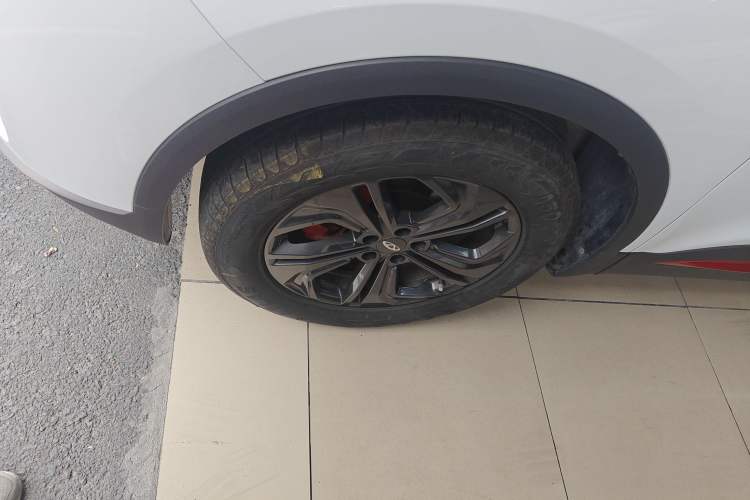 Used Chery Tiggo 7 2023 Supercharged Edition 1.5T CVT Super Warrior Left Front Wheel Hub