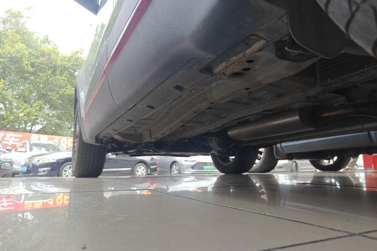 Used Chery Tiggo 7 2023 Supercharged Edition 1.5T CVT Super Warrior Left Side Sill